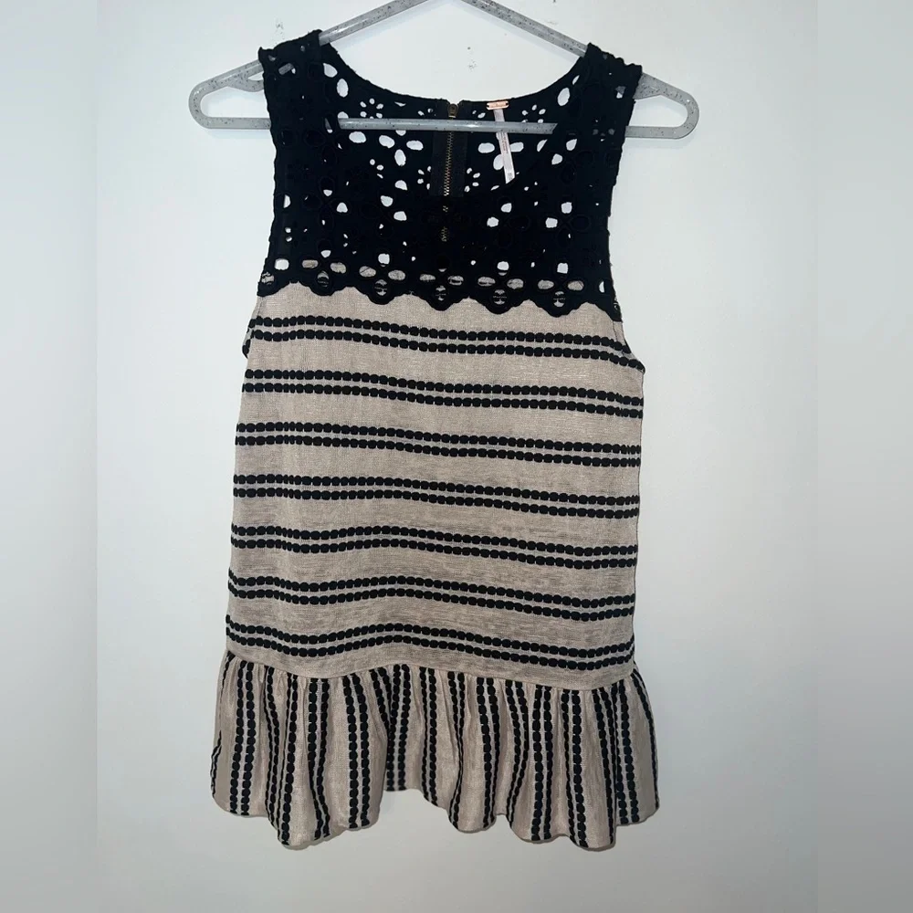 Free People Molly’s Retro Eyelet Peplum Tank Women’s XS No signs of wear
